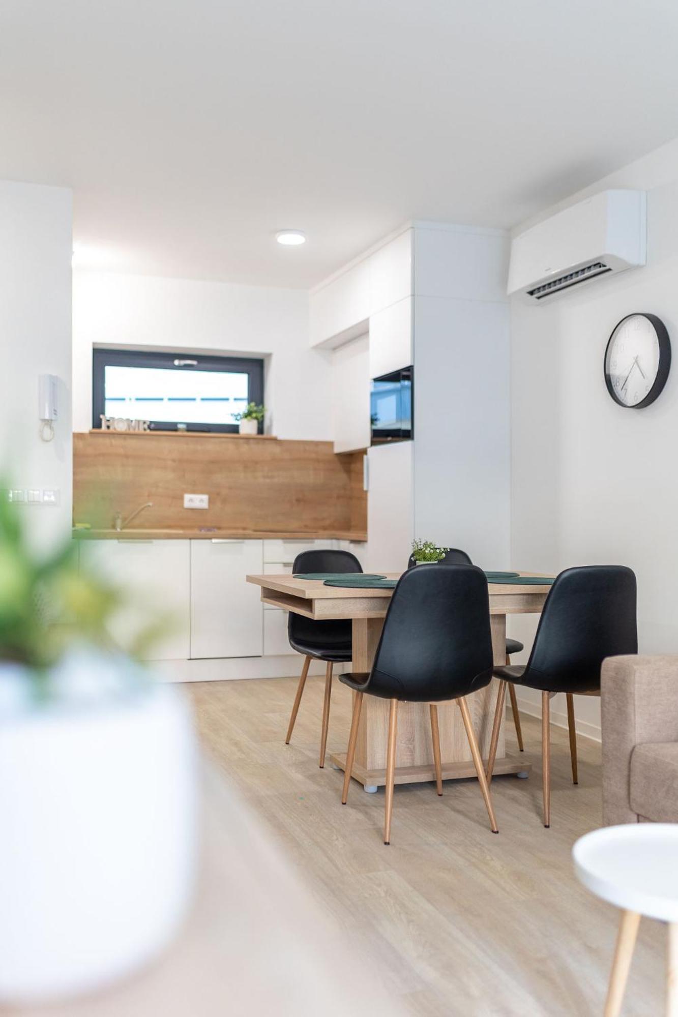 Casa Romana Apartmanok Siofok By Bltn Eksteriør billede